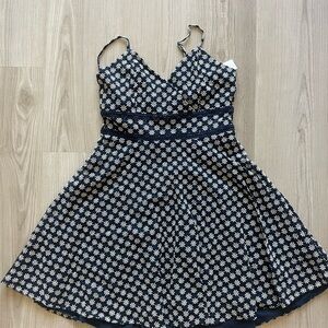 Francesca’s Navy Floral Fit-and-Flare Spaghetti Strap Dress M